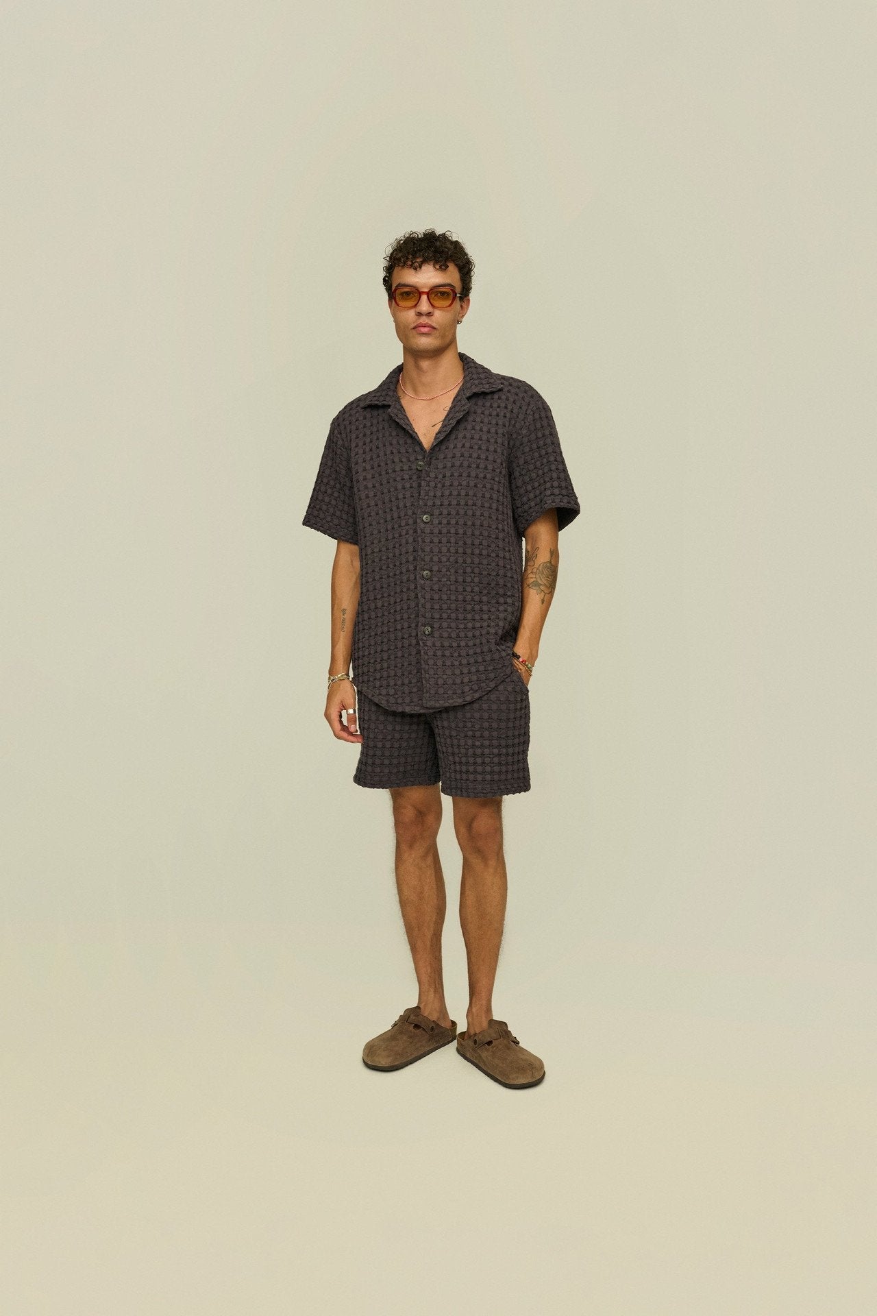 OAS Nearly Black Cuba Wallfe Shirt